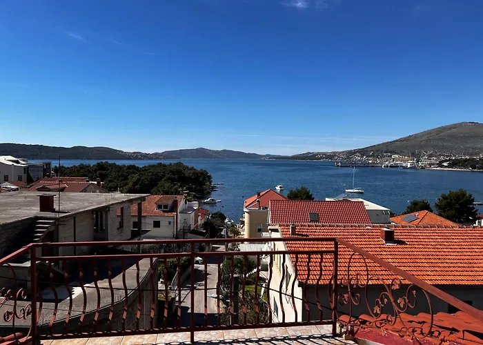 Lägenhet Leila Trogir