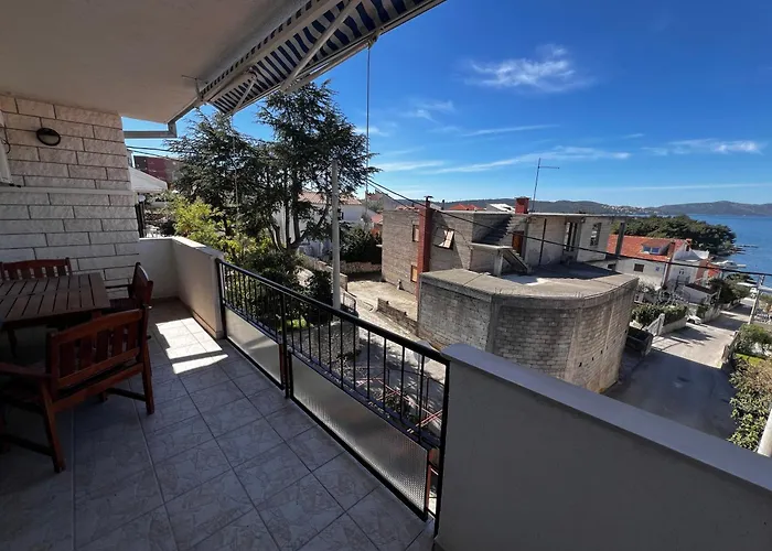 Apartment Leila Trogir